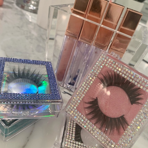 FALSE MINK LASHES💗🤩 - Picture 4 of 5